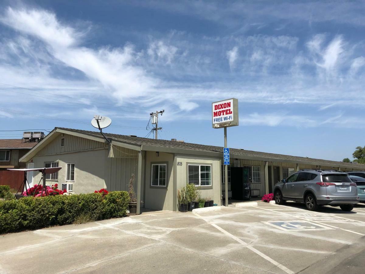 Dixon Motel 외부 사진
